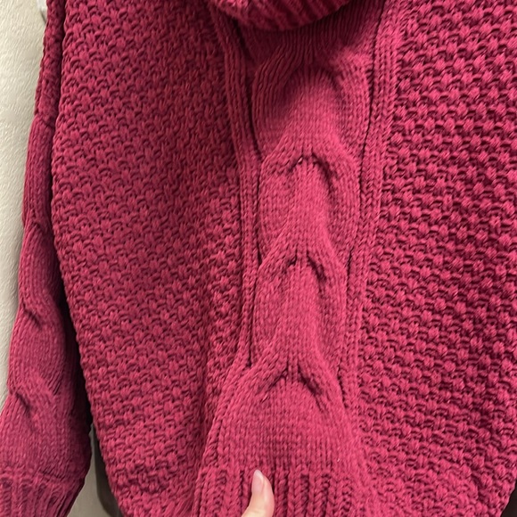 BURGUNDY COWL NECK SWEATER SZ S - Picture 2 of 4